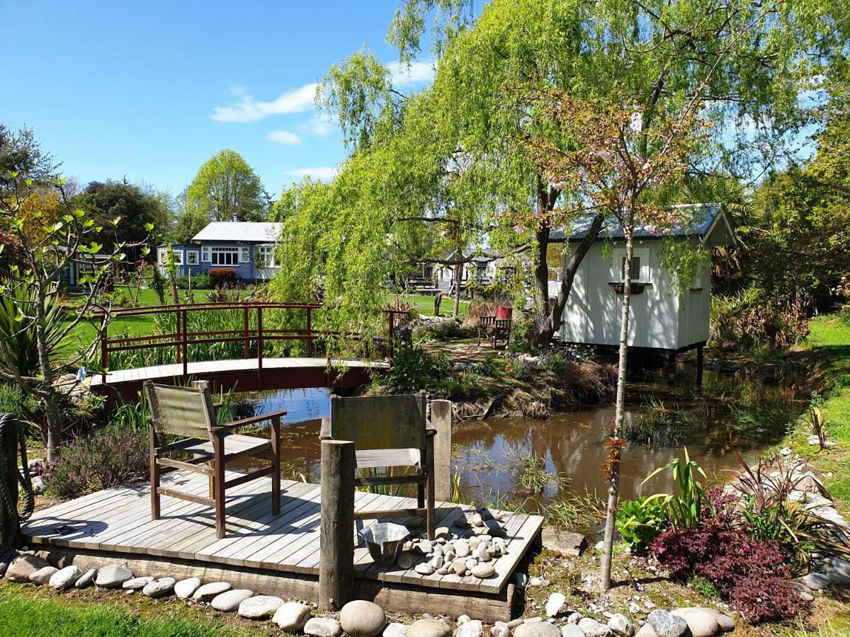 Cabins On Tudor Bed & Breakfast Motueka Extérieur photo
